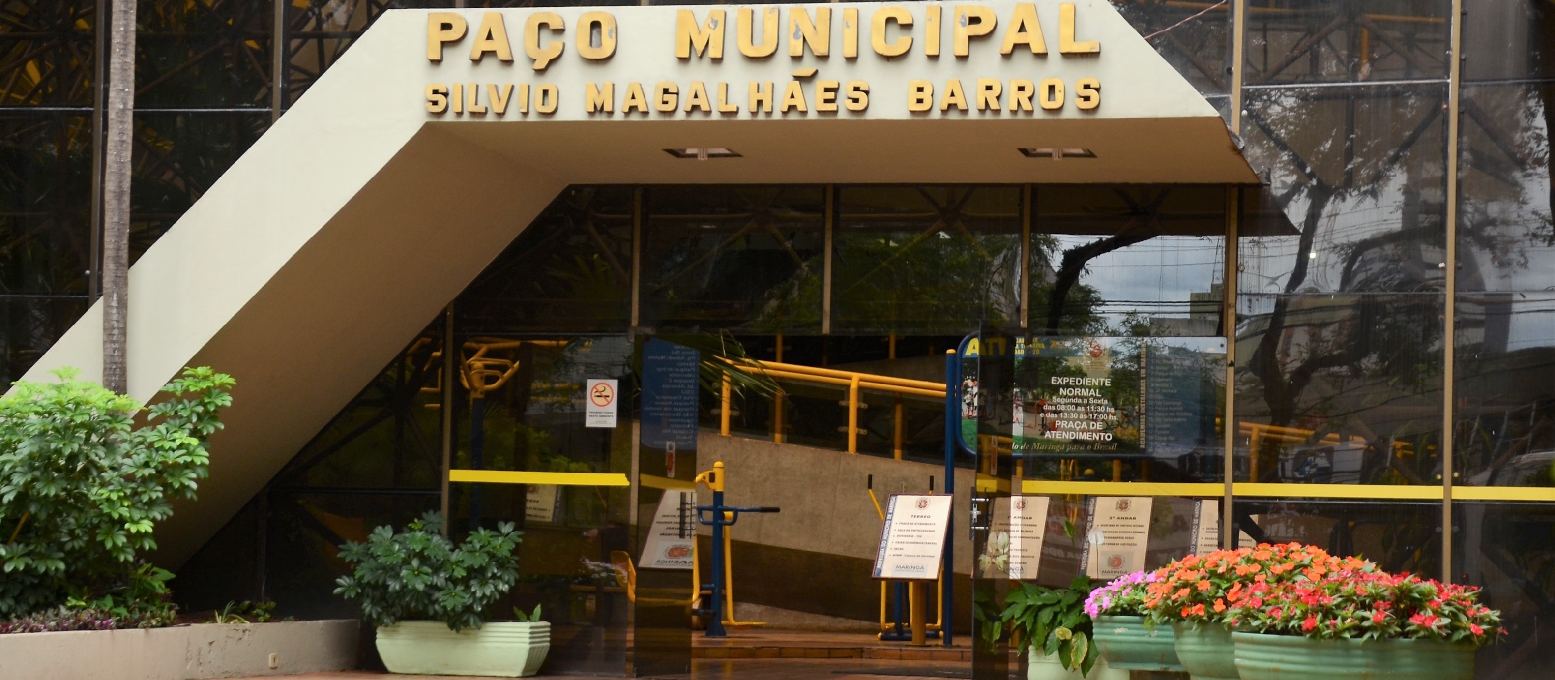 Prefeitura de Maringá decide “dar tempo” para projeto de banco de horas