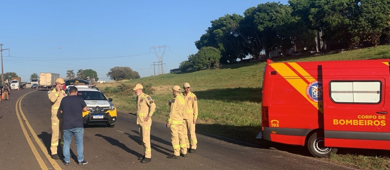 Bombeiros atendem 12 acidentes de trânsito em pouco mais de uma hora