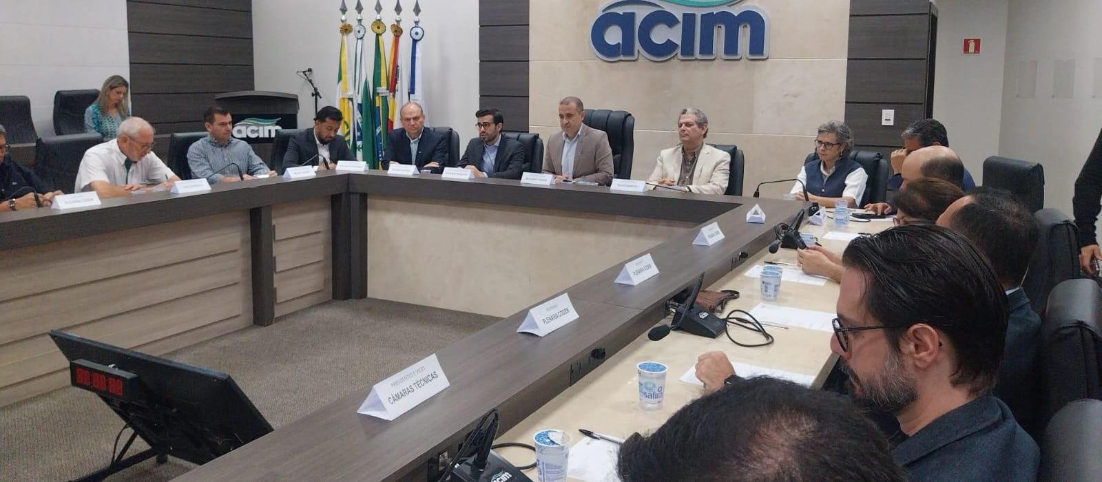 Ministério da Saúde e laboratório formalizam parceria para produção de vacinas em Maringá