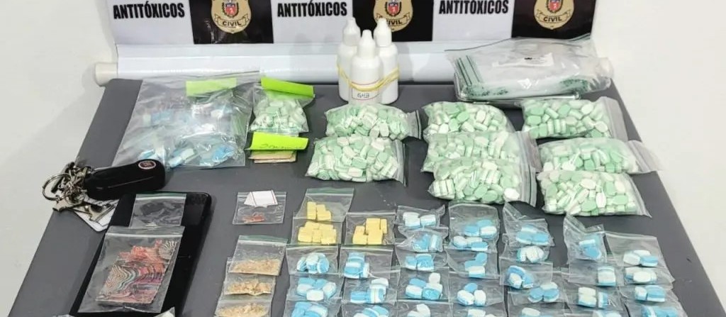 Homem é preso em Maringá com frascos de ‘Boa Noite, Cinderela’ e comprimidos de ecstasy