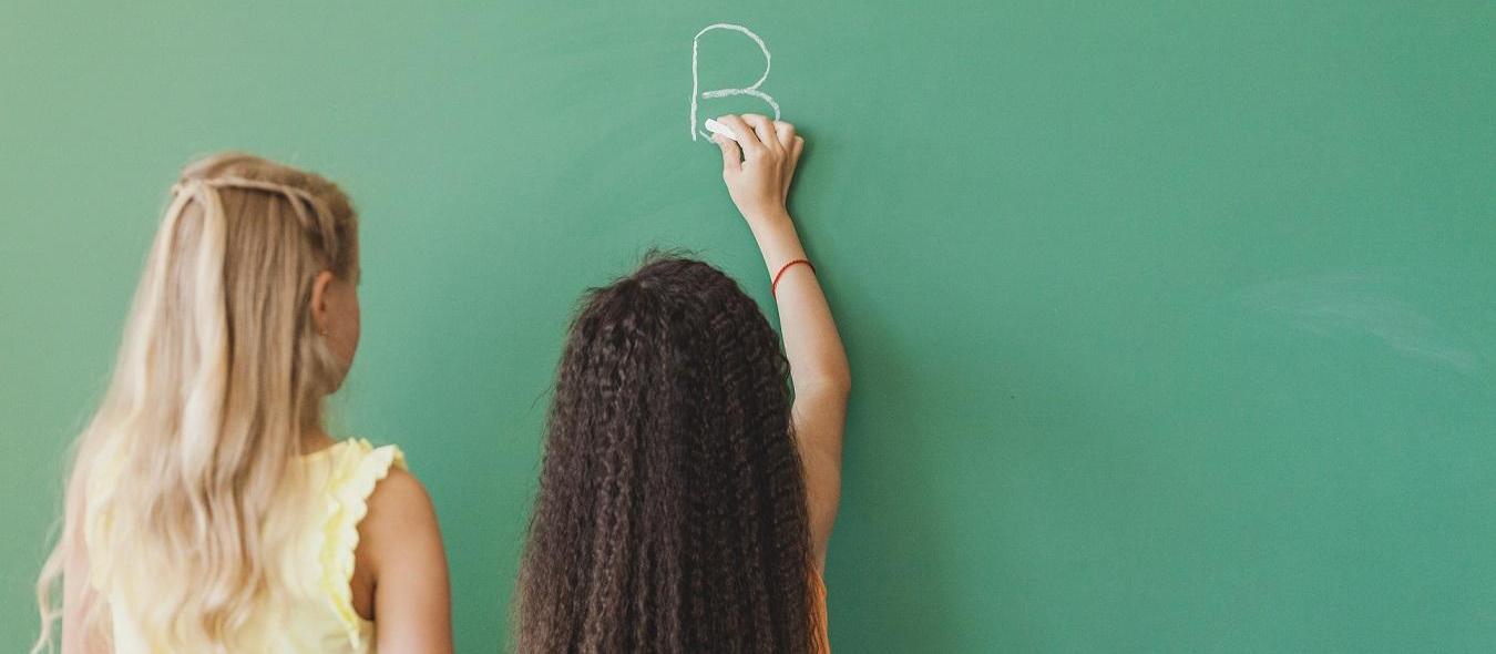 Apaes se mobilizam contra decreto que extingue escolas especializadas