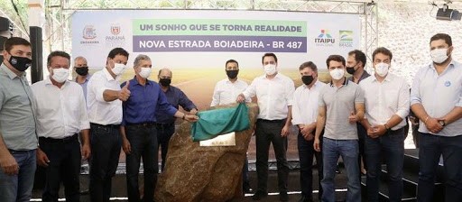 Em Umuarama, governador assina convênio para a revitalização da Boiadeira