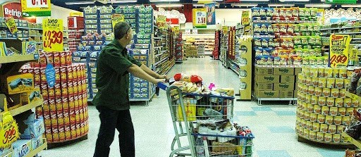 Como andam as vendas no setor de supermercados?