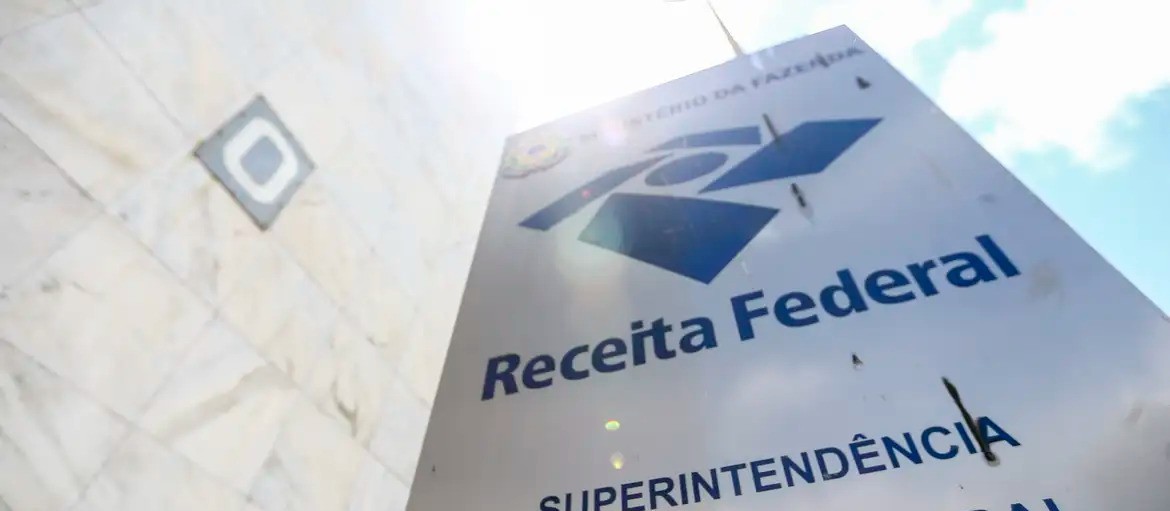 Receita Federal apreende R$ 4 milhões em produtos contrabandeados em Londrina
