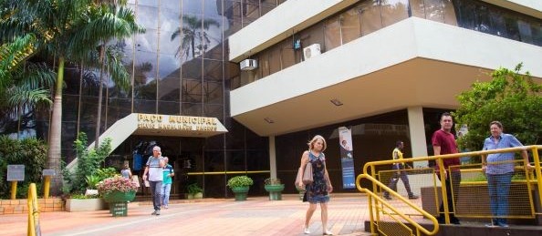 Prefeitura de Maringá reduz horas-extras em até 25%