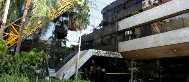 Prefeitura de Maringá atrasa publicação de edital do concurso público