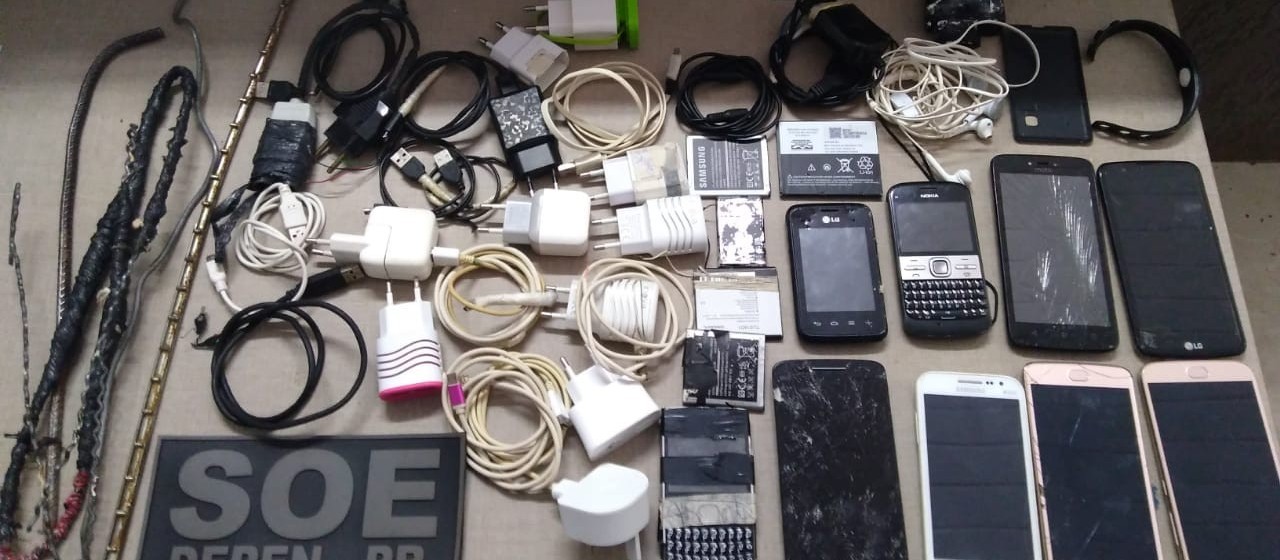 Quase 10 celulares são retirados de presos da cadeia de Marialva
