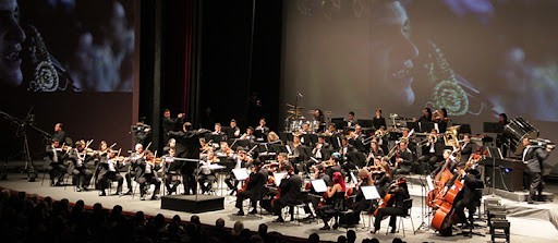 Orquestra Filarmônica Unicesumar apresenta espetáculo com temas de filmes