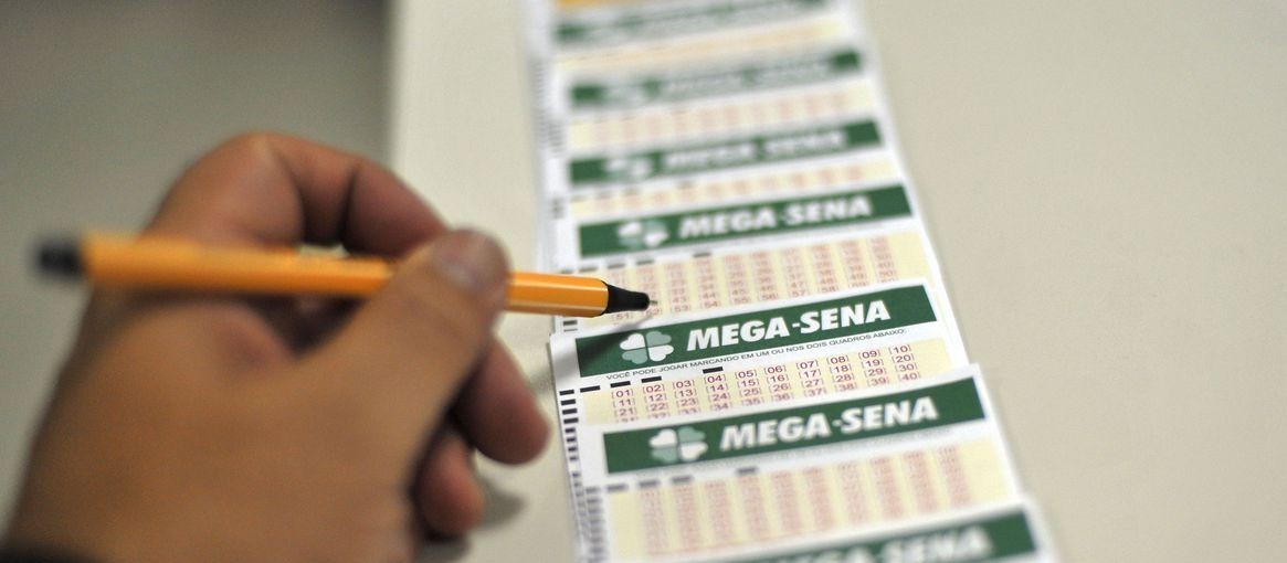 Ganhador leva prêmio da Mega-Sena no valor de R$6 milhões em Ponta Grossa