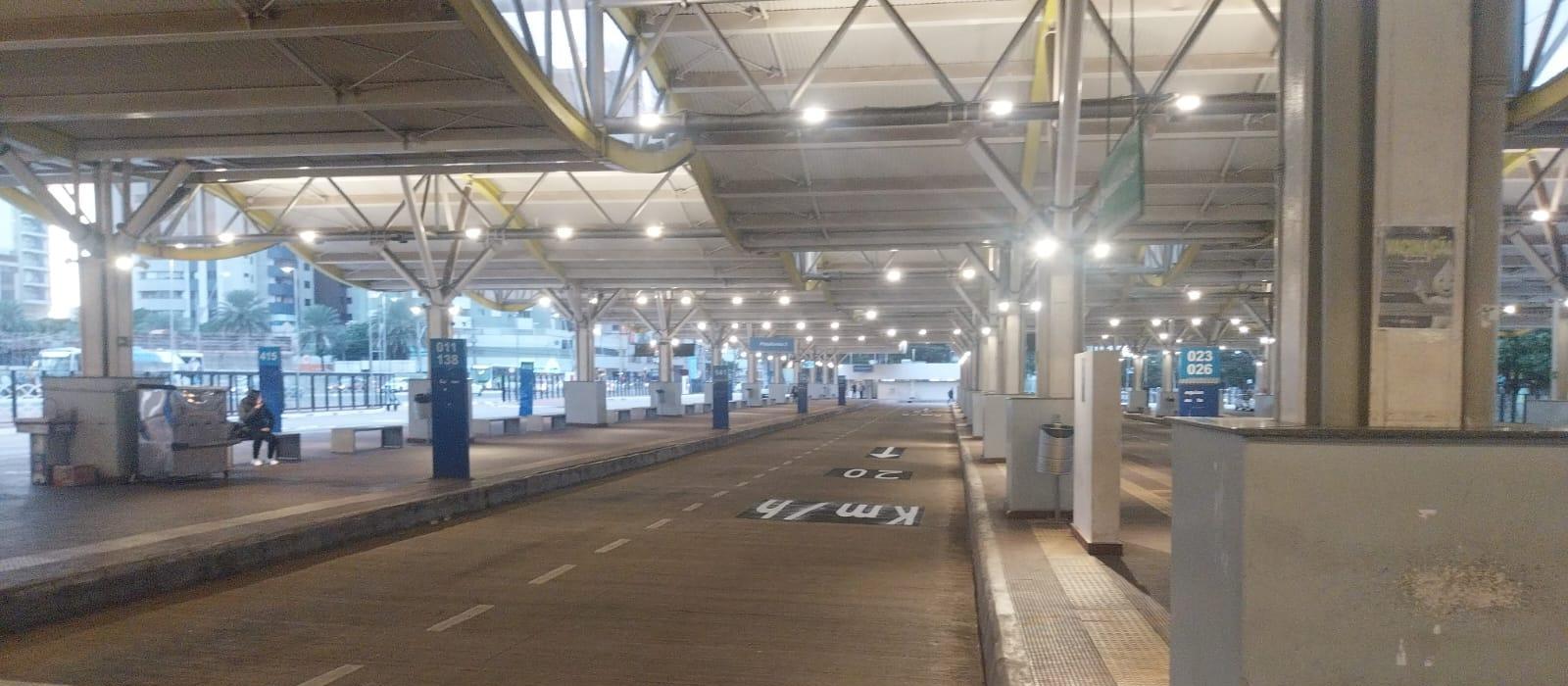Terminal Urbano amanhece vazio no 2º dia de greve de motoristas