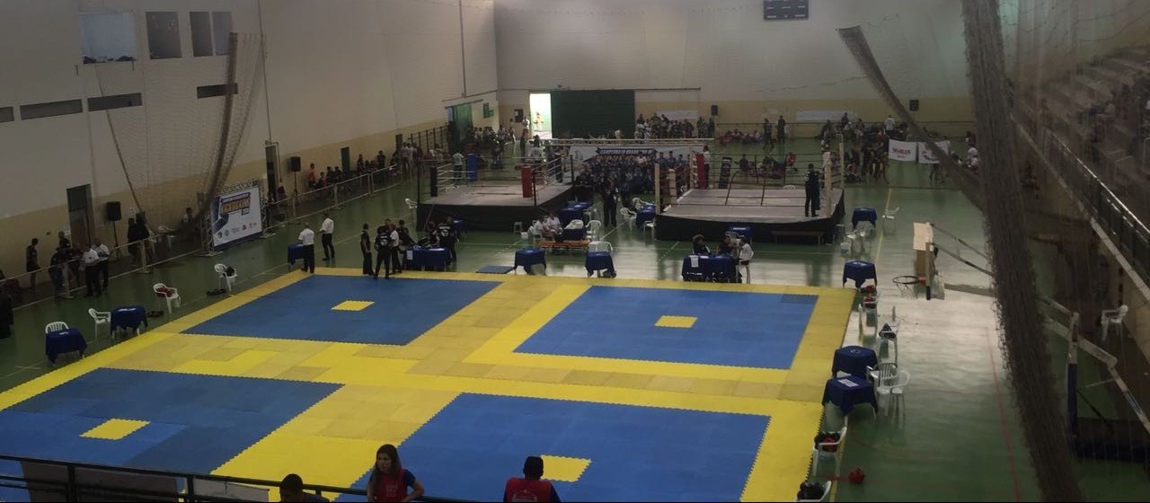 Maringá sedia competições de kickboxing