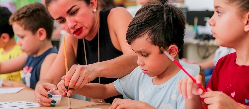 Bibliotecas municipais de Maringá oferecem mais de 50 atividades durante período de férias escolares