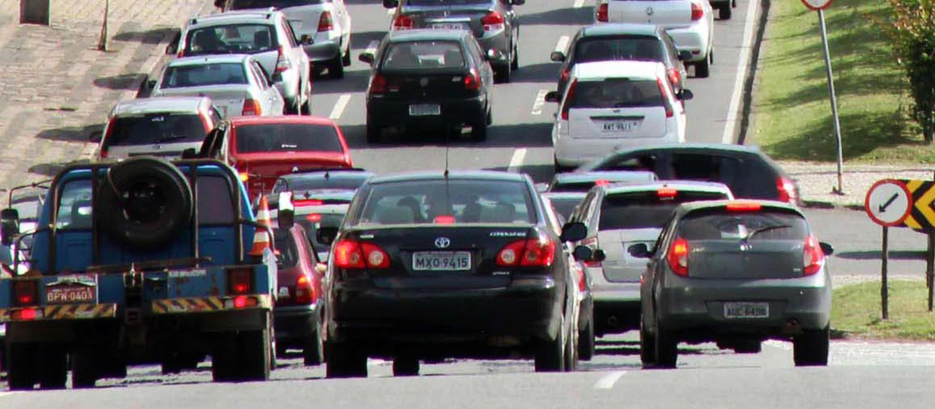Em março, o número de multas de trânsito foi quatro vezes maior do que em janeiro