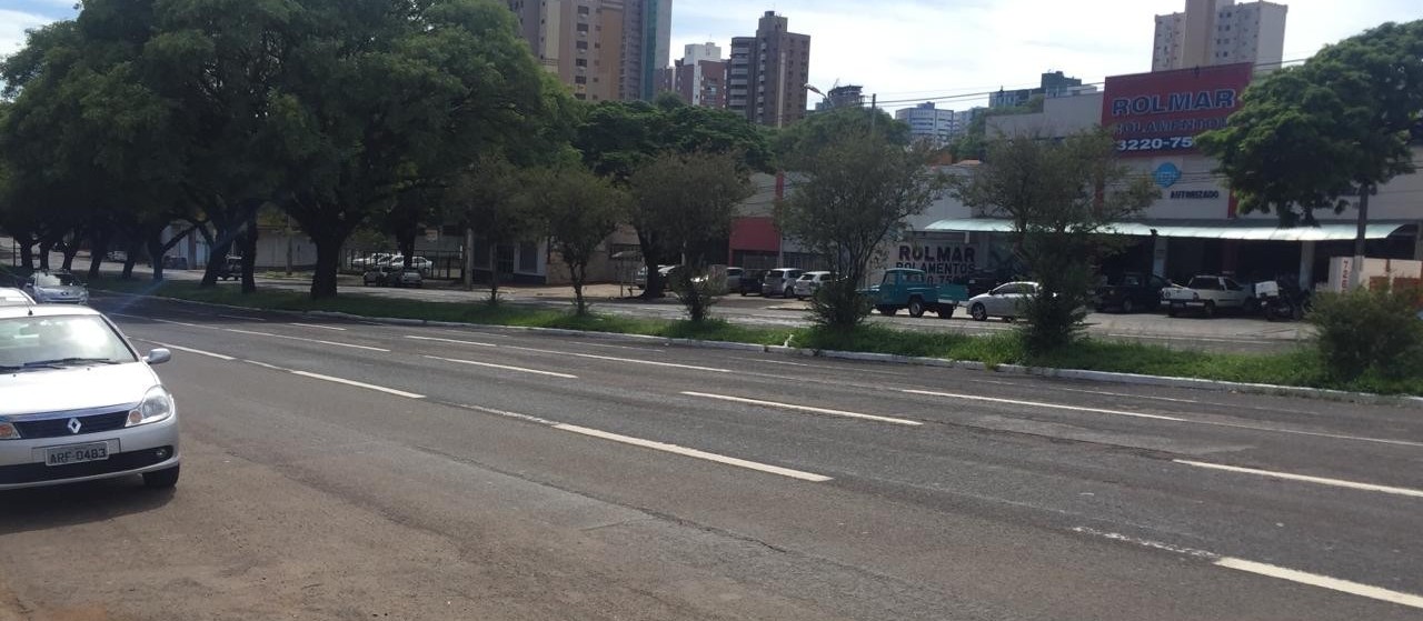 Mulher morre atropelada na avenida Colombo em Maringá