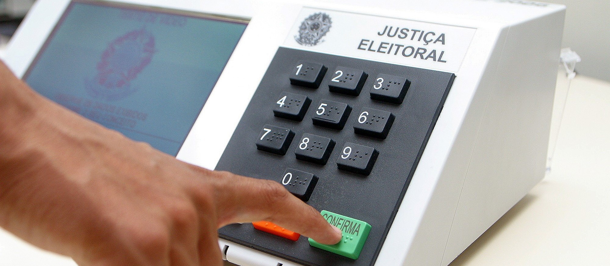 Justiça Eleitoral muda local de votação de 20.304 eleitores