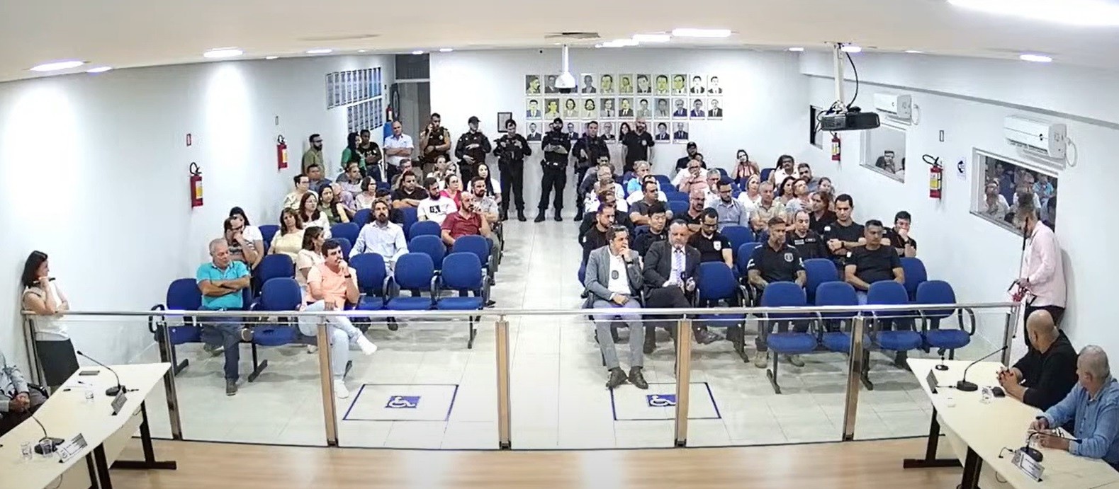 Em audiência pública, população de Mandaguaçu se diz contra semiaberto