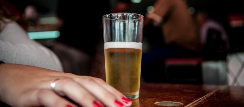 18,8% da população brasileira abusa do consumo de bebida alcoólica