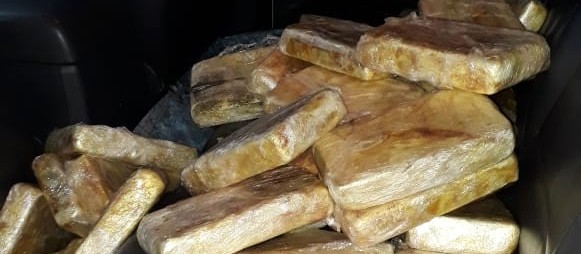 Denarc de Maringá apreende 45 kg de pasta base de cocaína