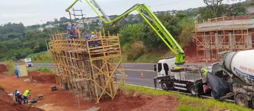 Obras de viadutos vão bloquear a PR-444 em dois finais de semana