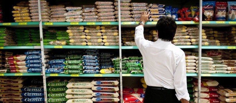Supermercados atendem a todos, não só aos católicos
