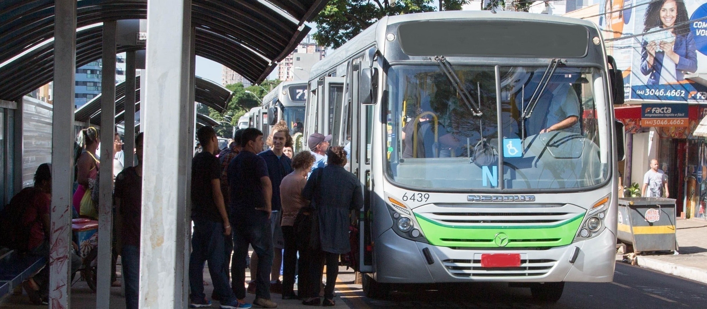 Prefeito de Maringá não descarta parar transporte público 