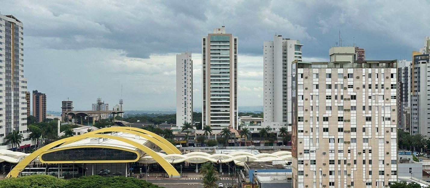 Previsão segue de chuva para esta segunda-feira (20) em Maringá