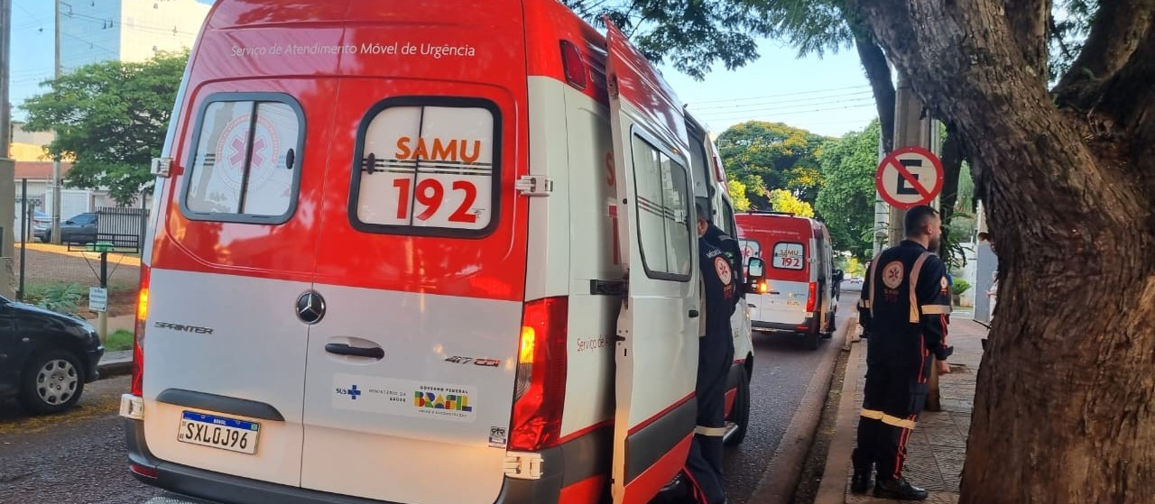 Cinco pessoas são encaminhadas ao hospital após incêndio em apartamento