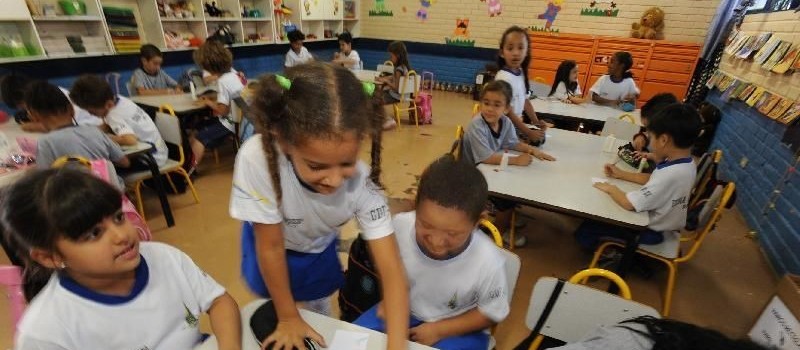Vereador propõe que iniciativa privada adote escolas municipais