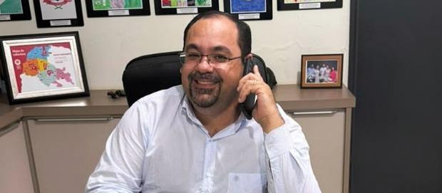 Redes sociais de prefeito de Nova Londrina vão parar na Justiça