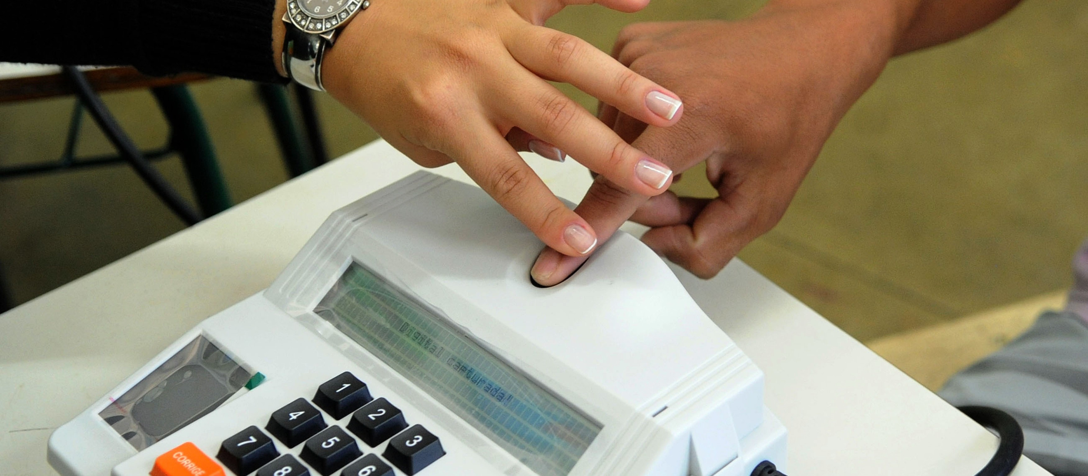 TRE quer finalizar processo biométrico no Paraná em novembro deste ano