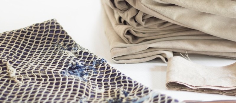 Empresa transforma redes de pesca em tecidos para roupas de banho