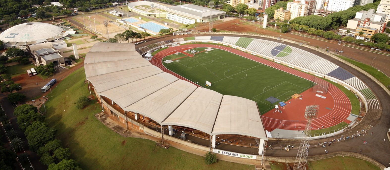 Prefeitura de Maringá aumenta em sete vezes o preço para estádio Willie Davids ser utilizado em eventos religiosos