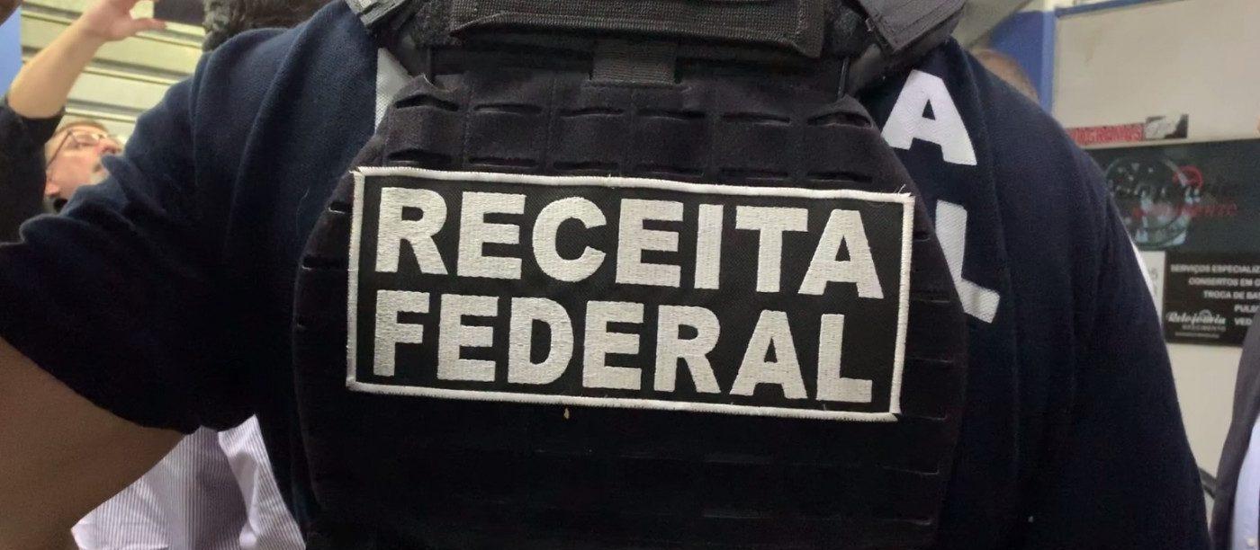Kombi com carga de eletrônicos avaliada em R$ 400 mil é apreendida pela RF