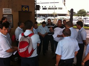 Greve dos motoristas de ônibus da TCCC de Maringá prevista para iniciar na segunda-feira (27) é suspensa