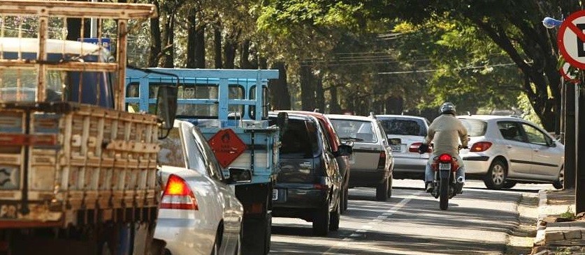 Multas registradas no trânsito de Maringá caem no primeiro semestre