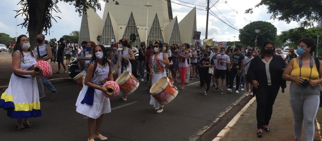 Manifestação contra o feminicídio marca um ano da morte de Magó
