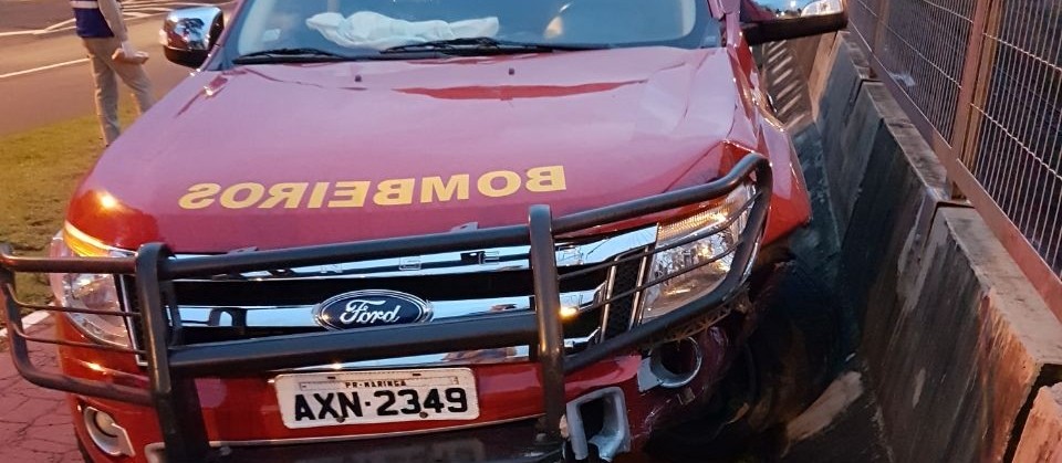 Motorista que bateu contra viatura do Siate será preso