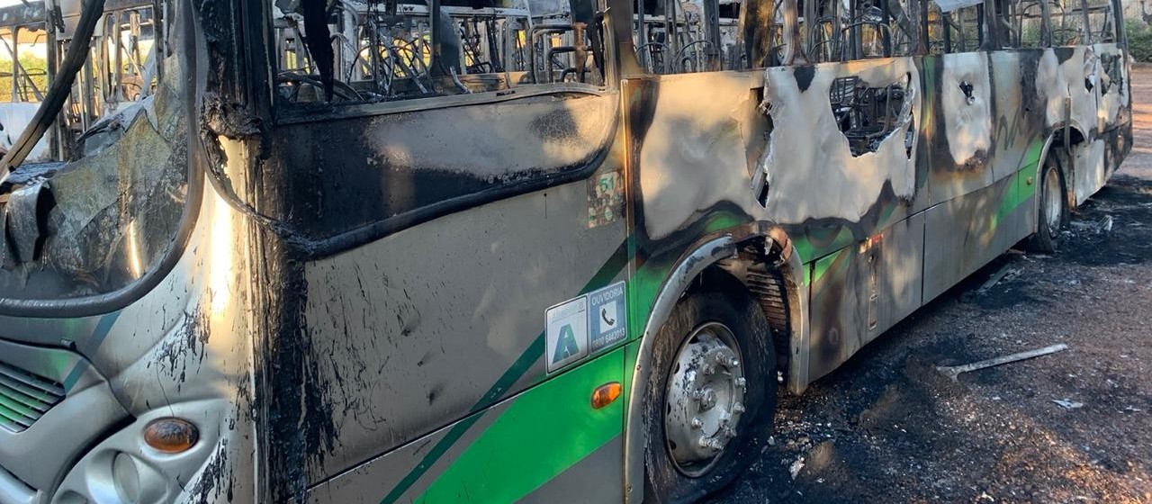 Polícia cumpre mandados contra suspeitos de envolvimento em incêndio a ônibus da Cidade Verde