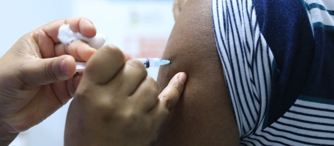 Covid-19: Maringá começa vacinar pessoas com comorbidade nesse sábado (8)