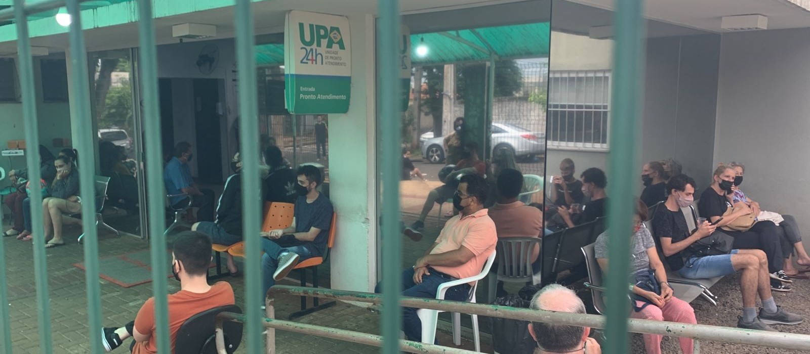 Movimento grande na UPA Zona Norte no primeiro dia de atendimento de sintomas respiratórios