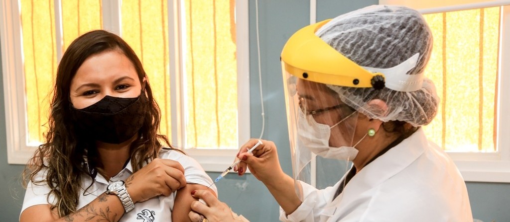Covid-19: Maringá amplia vacinação para pessoas com 29 anos nessa quarta-feira (11)