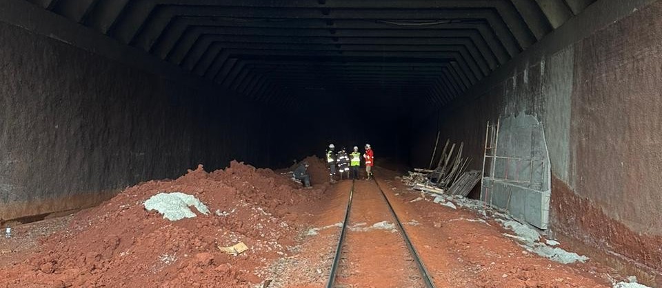 Vereadores percorrem túnel do Novo Centro em visita técnica
