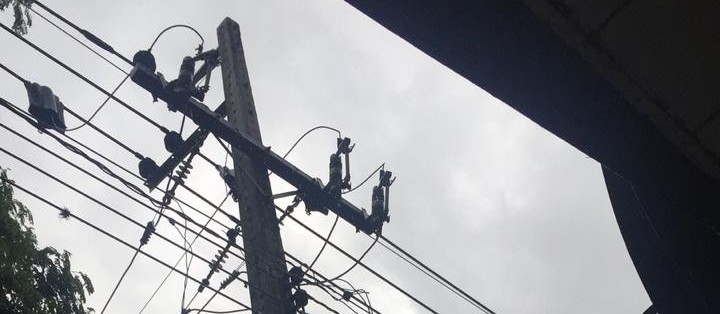 Possível curto-circuito deixa região central sem internet