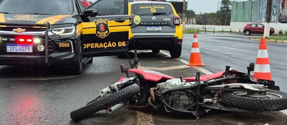 Pai morre e filho de 15 anos fica ferido em acidente na Avenida Colombo, em Maringá