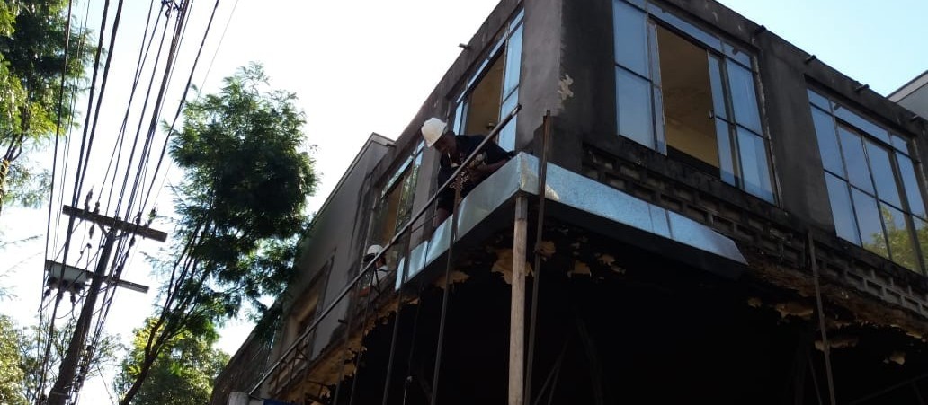 Defesa Civil constata irregularidade em fachada de prédio antigo em Maringá
