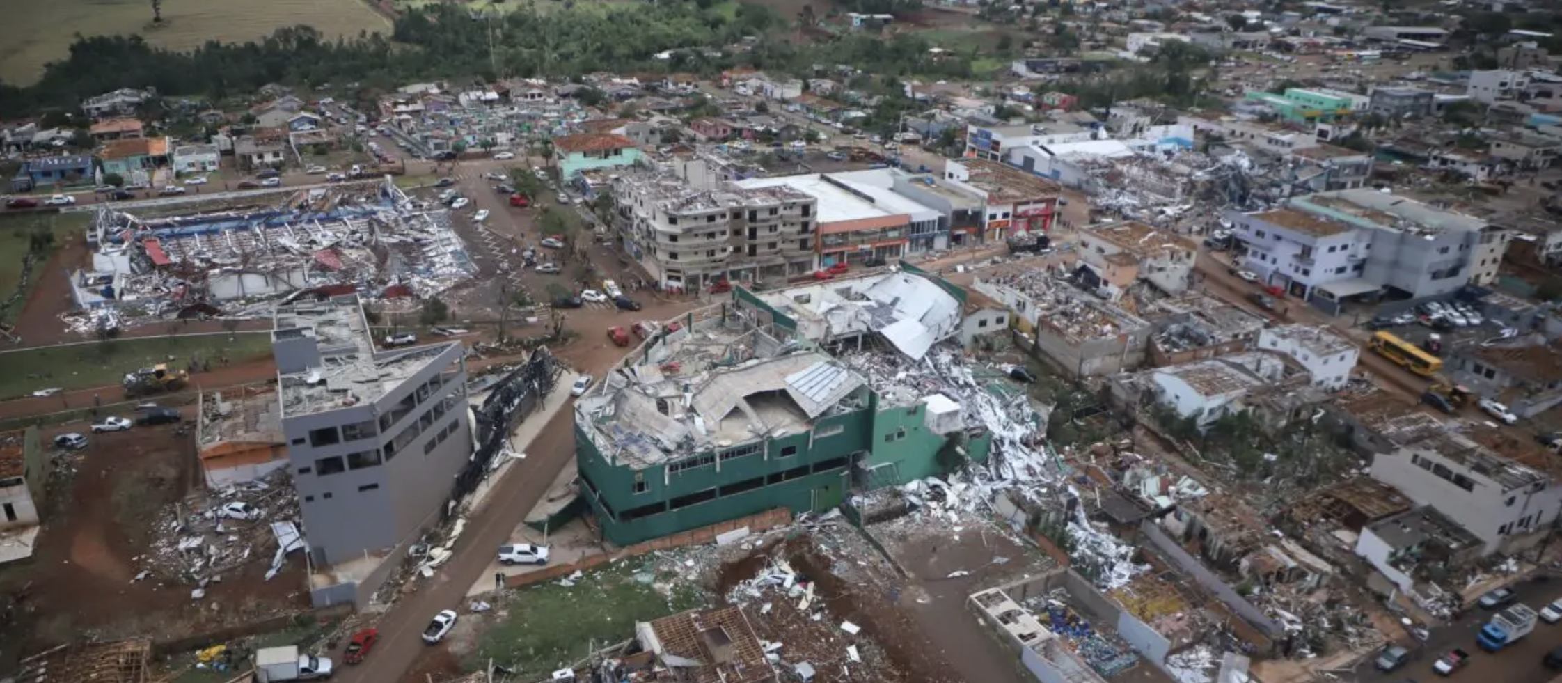 Maringá faz campanha de doações para famílias atingidas por tornado