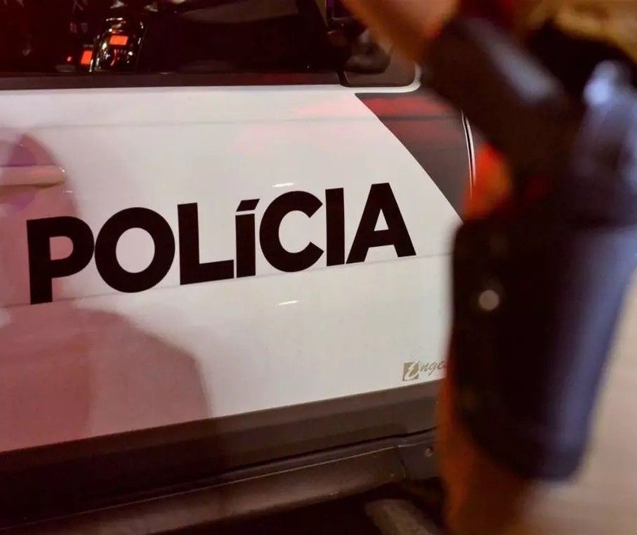 Motociclista sem CNH resiste à abordagem policial e é preso em Indianópolis