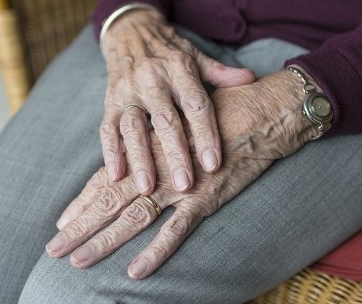 Aos 101 anos, paciente mais velho com Covid-19 em Maringá está recuperado