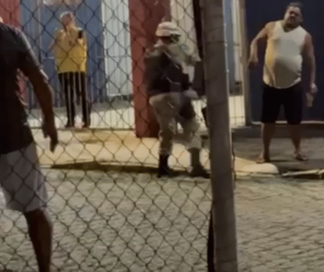 Ex-jogador de futebol é agredido por policial após jogo em Curitiba