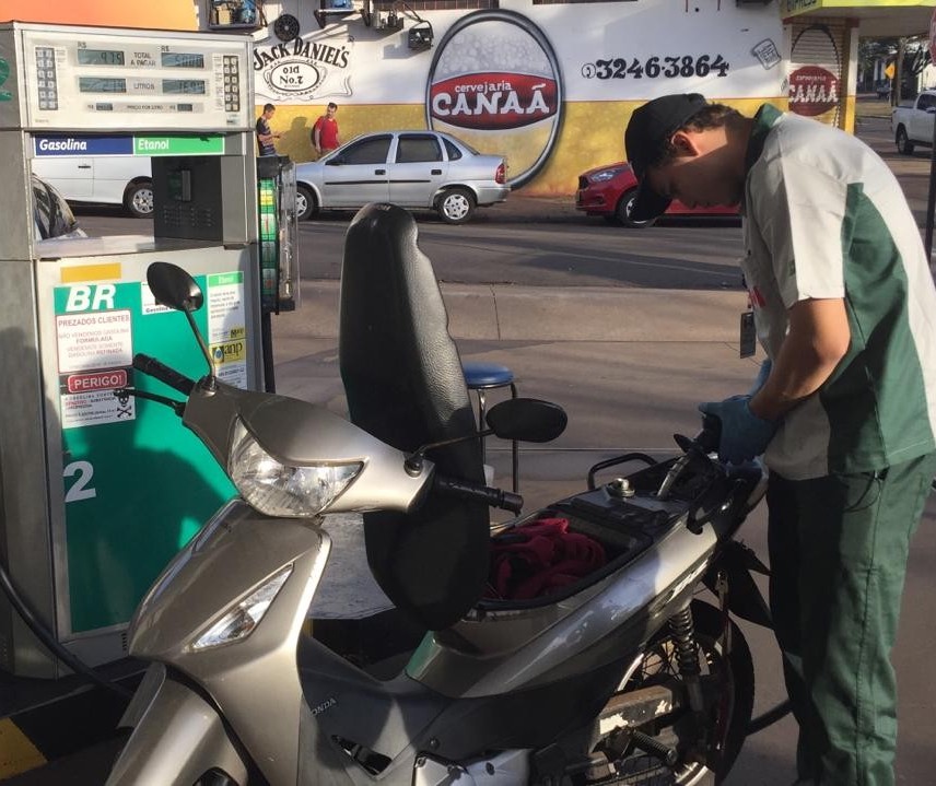 Maringá tem gasolina mais cara do Paraná, aponta pesquisa da ANP